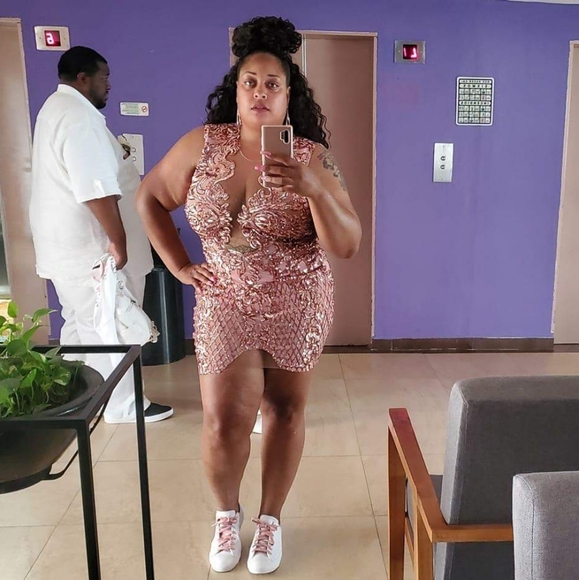 Candy Blush Mesh Dress - Picture 2 of 3